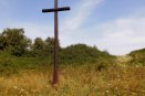 Krzyż na skarpie w okolicach wsi Jarocice